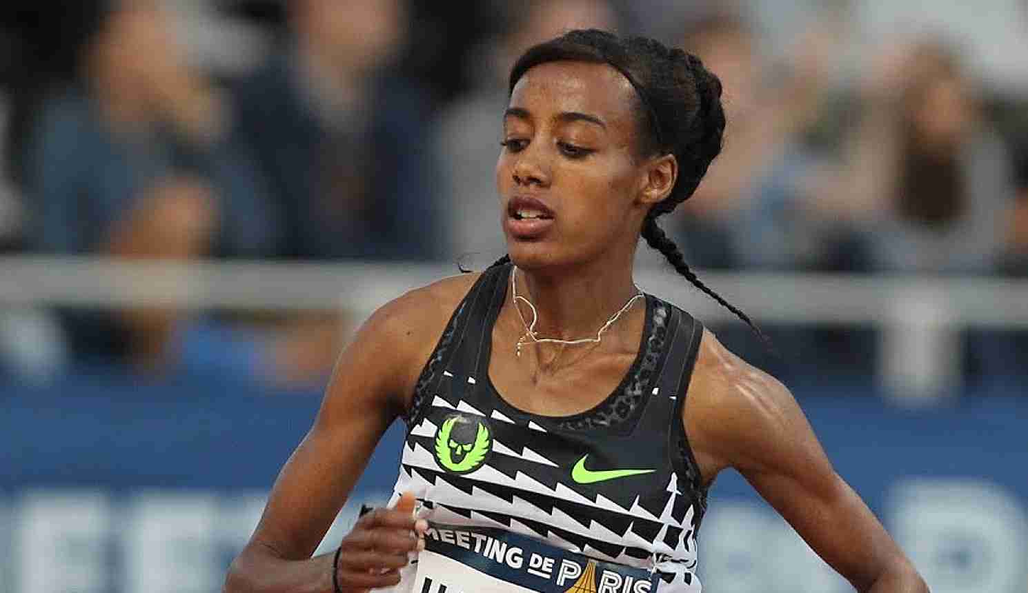 Sifan Hassan in action in the women's 10,000