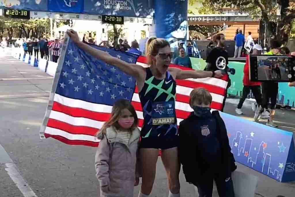 Keira-D'Amato-Chevron-Houston-Marathon