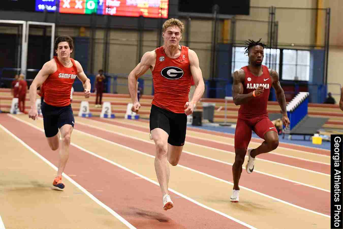 Matthew Boling wins LJ and 200m combo at Razorback Invitational