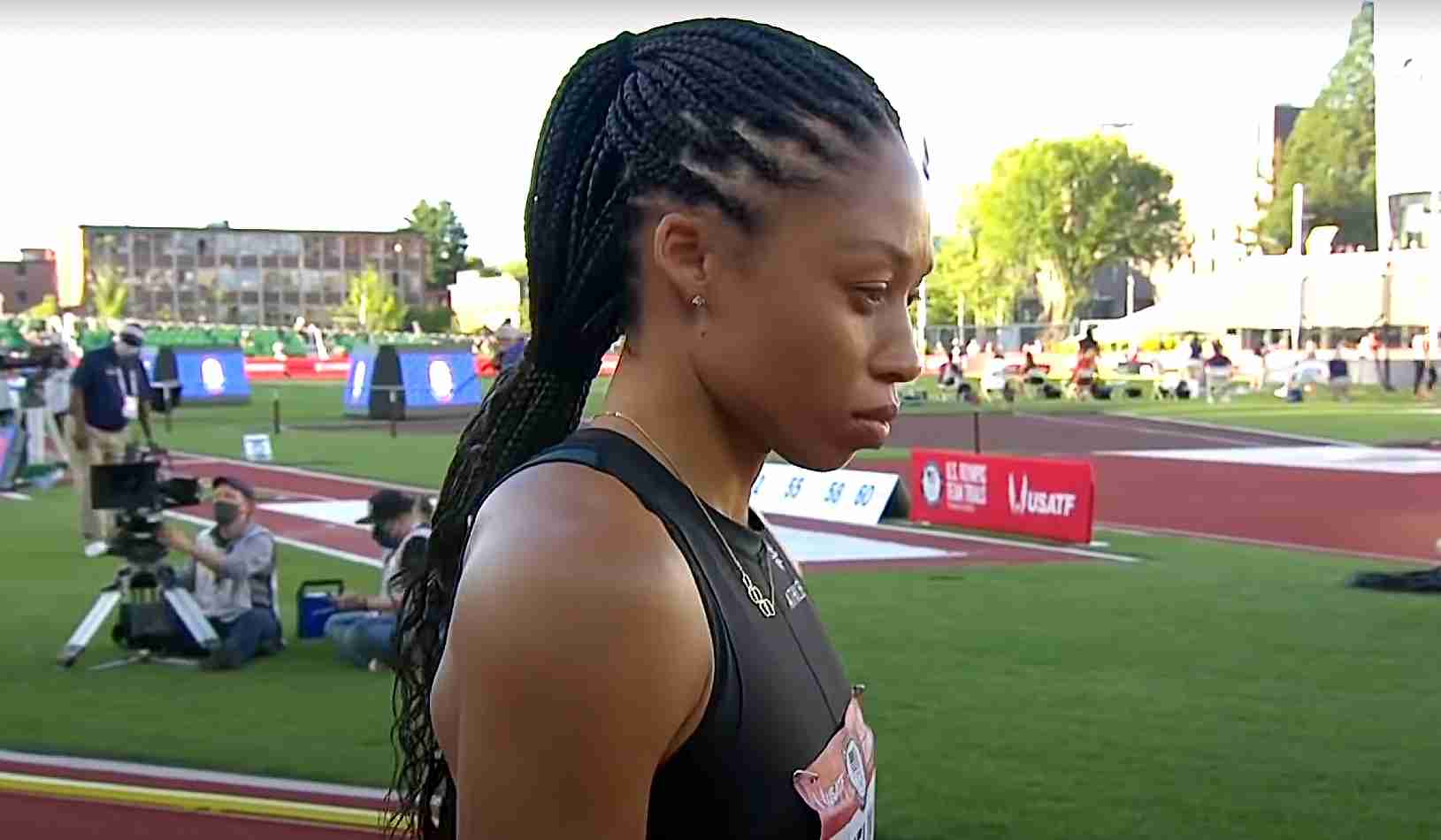 Allyson Felix wins 200m at USC Outdoor Open with 22.40