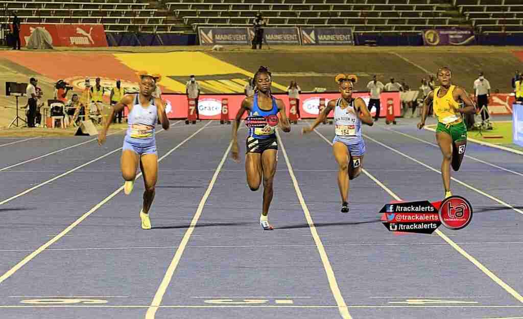 Tina-Clayton-beating-Brianna-Lyston-at-Champs-2022
