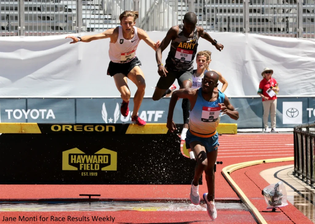 Hillary Bor and Evan Jager in the 1500m at the 2022 USA Championships