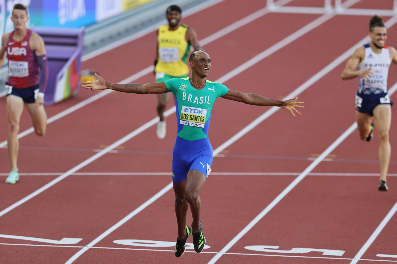 Alison Dos Santos of Brazil wins 400m hurdles at World Athletics Championships 2022