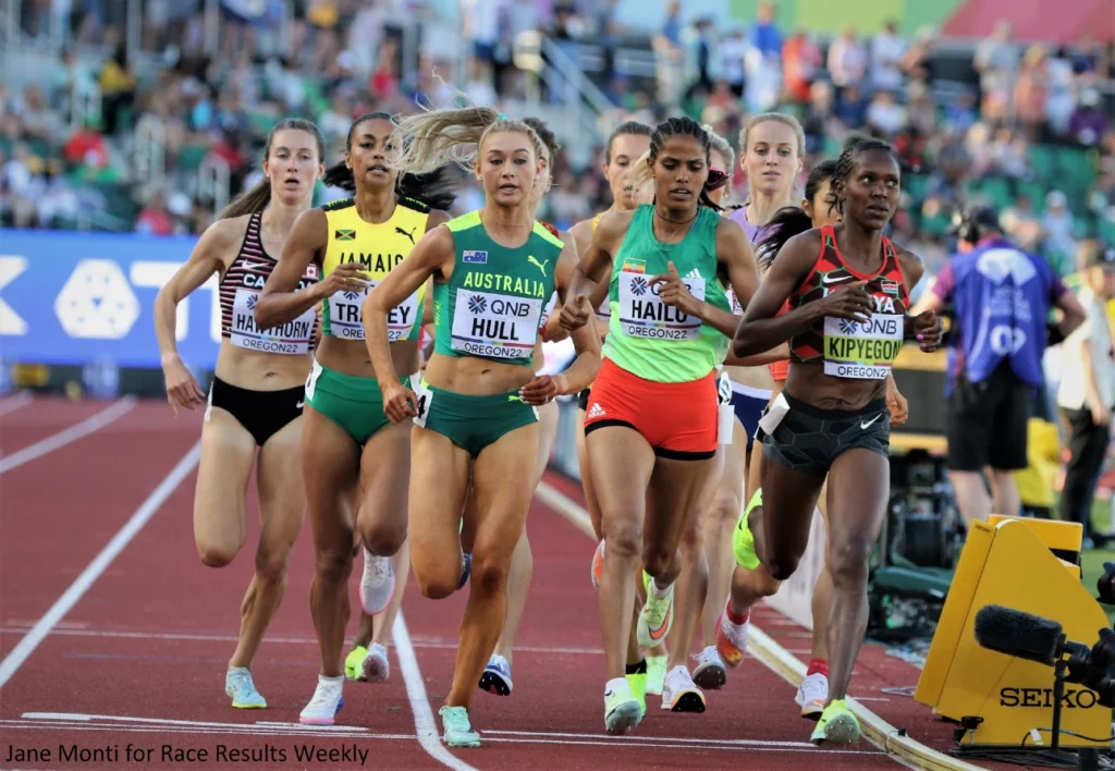 aith Kipyegon of Kenya 1500m heats at the 2022 World Athletics Championships 2022