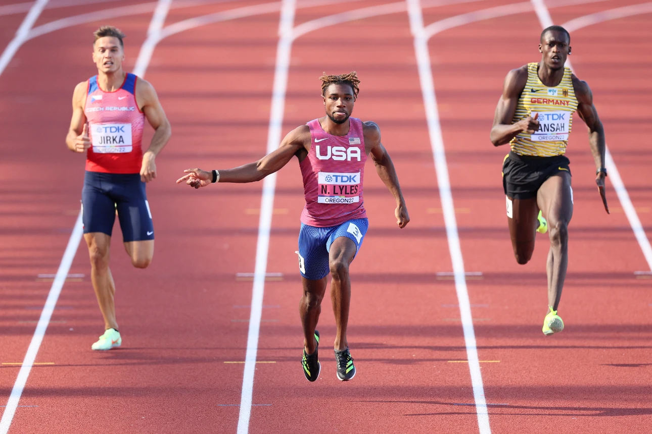 Noah Lyles in the men's 200m at the World Championships Oregon22