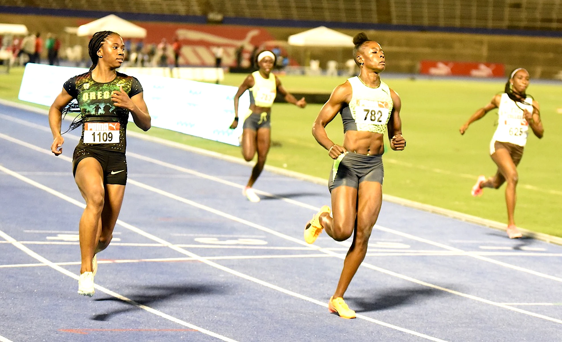 Shericka Jackson vs Shaunae Miller-Uibo over 200m at Poland Wanda Diamond League meeting