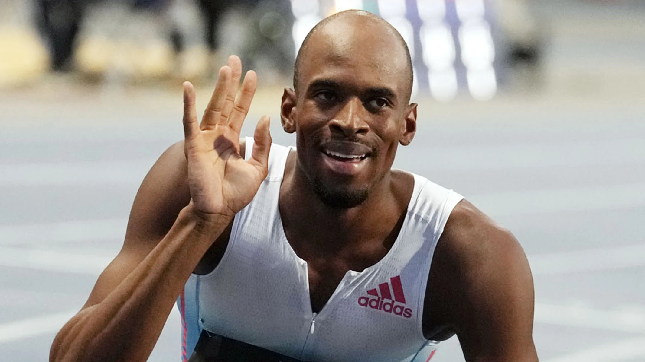 Steven-Gardiner-after-winning-the-Doha-Diamond-League-2022