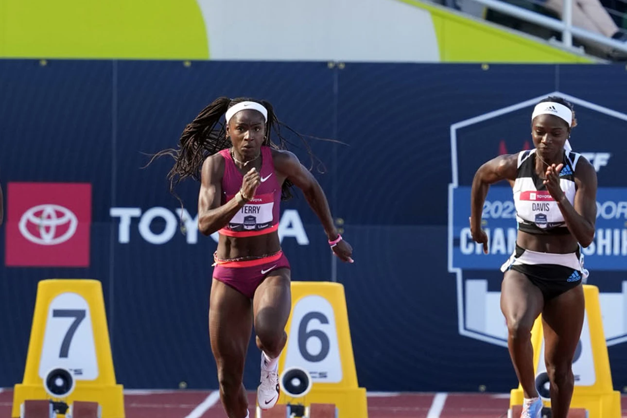 Twanisha Terry runs 10.82, edges Tamari Davis, 10.83 at 2022 Ed Murphey Classic