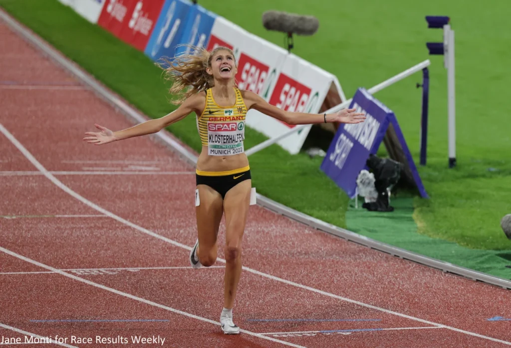 Konstanze Klosterhalfen winning the 5000m 2022 European Athletics Championships