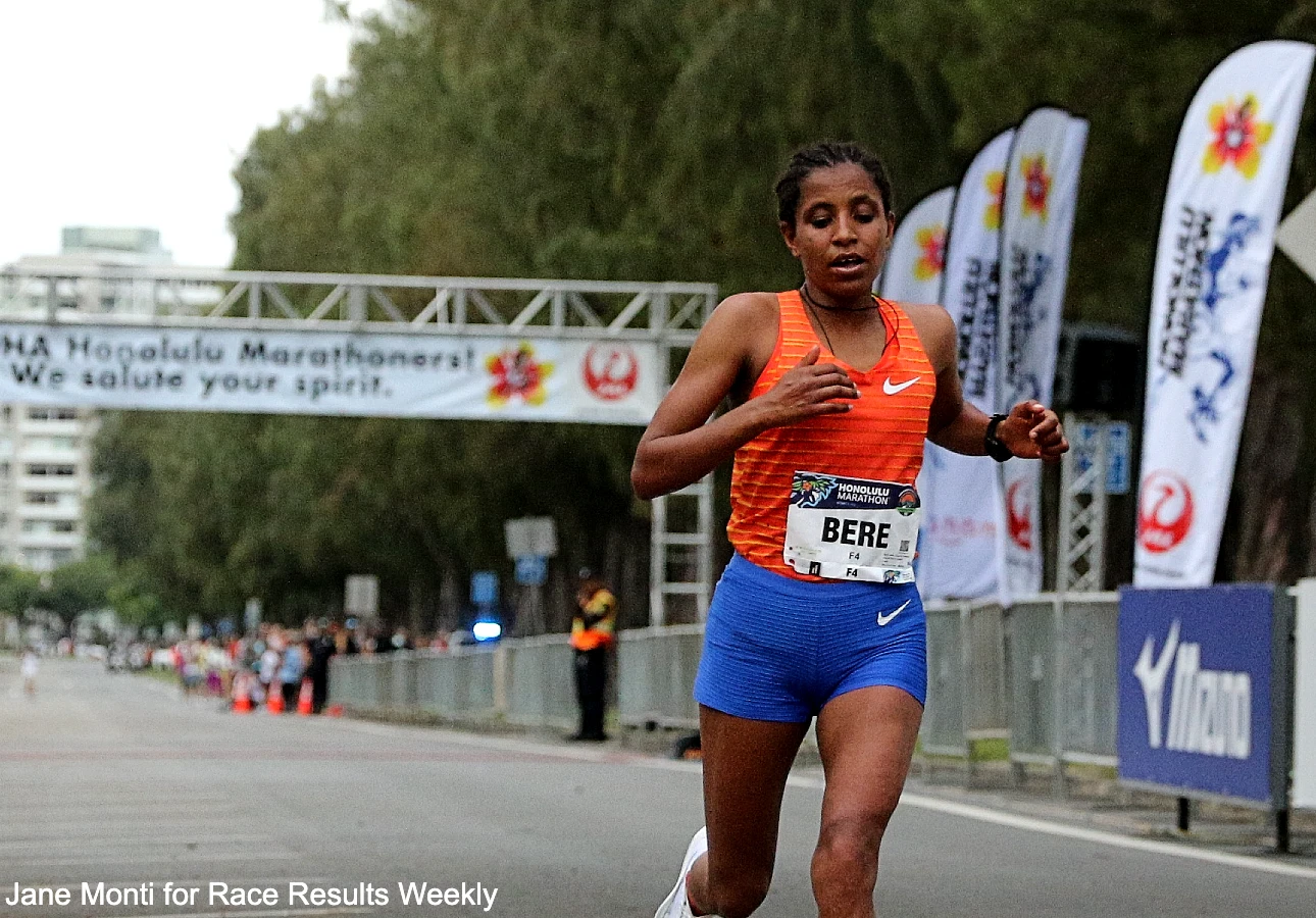 Bere Ayalew of Ethiopia wins the 2022 Honolulu Marathon