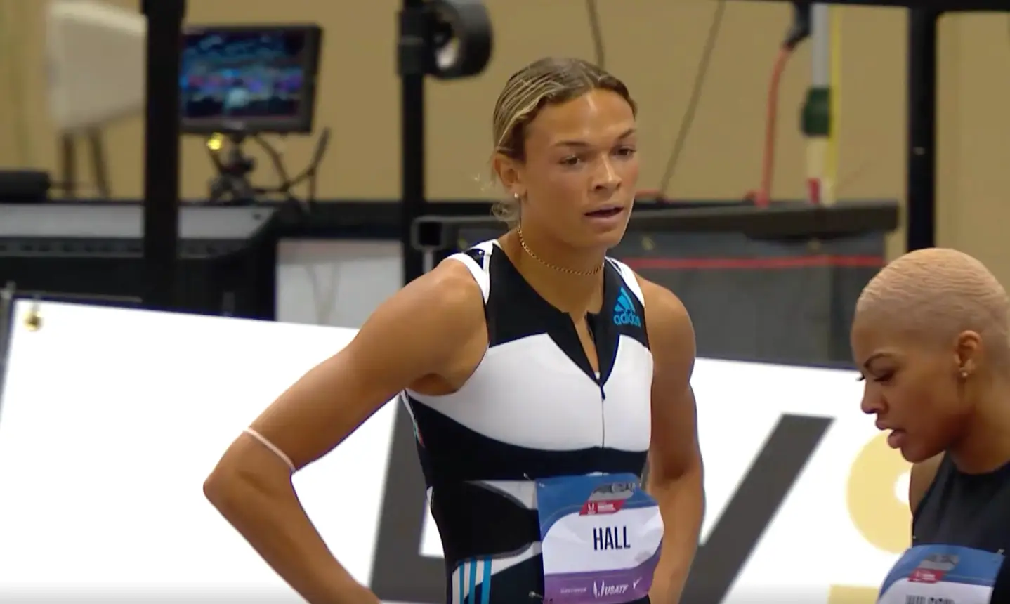 Read more about the article Anna Hall advances in 400m, DeAnna Price sets weight throw world best: Day 2