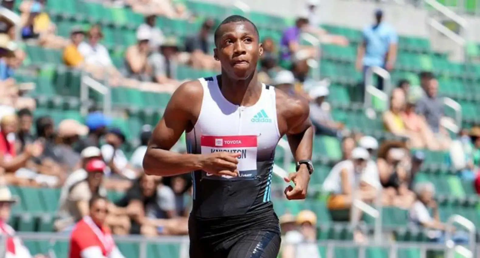 Erriyon Knighton in action over 200m at the USATF Outdoor Championships 2022