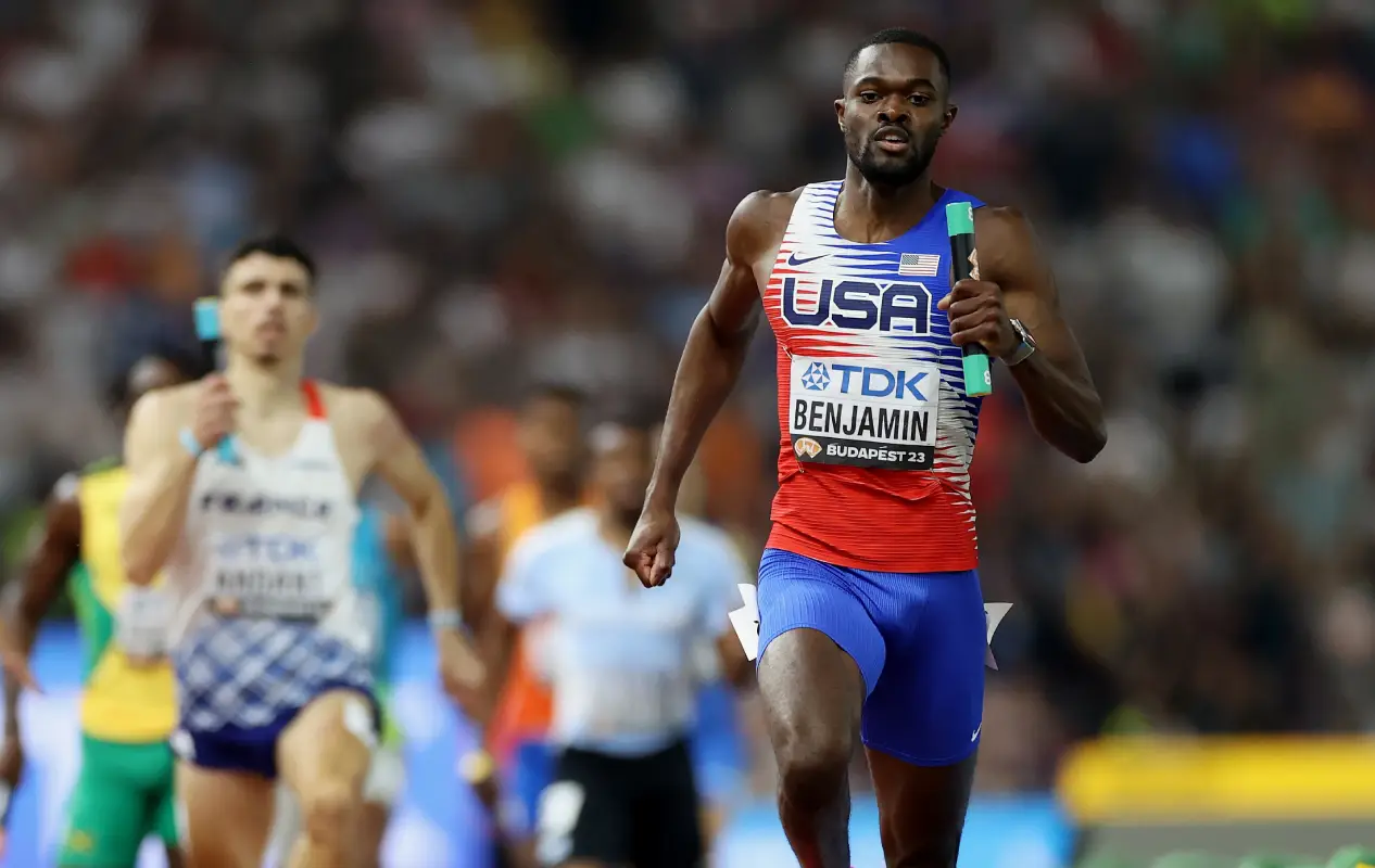 Rai Benjamin anchors USA men's 4x400m relay team to gold - World Athletics Championships Men's 4x400m Relay Final Splits