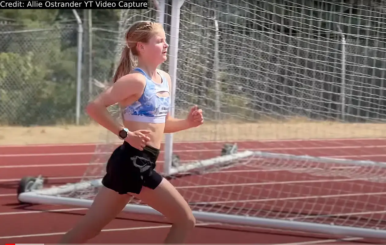 Allie Ostrander in action during a training session - Three Corner Rock PCT 50K