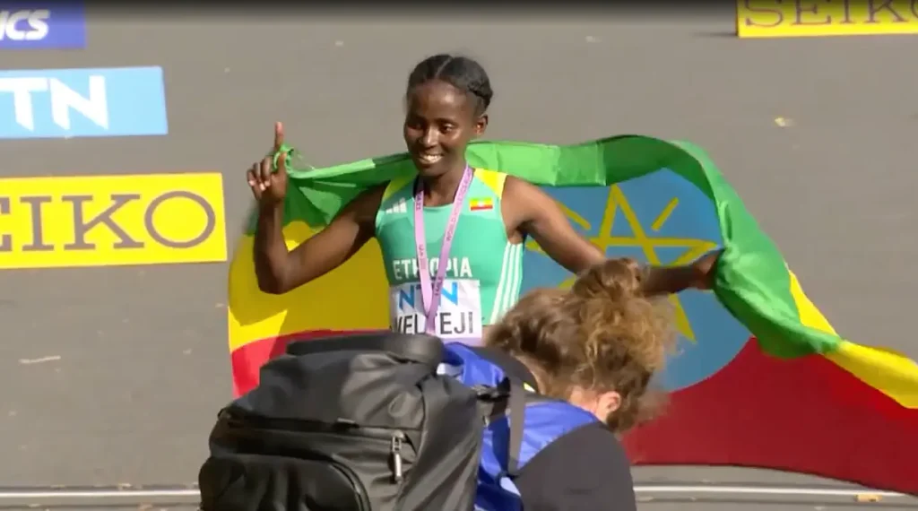 Diribe Welteji breaks road mile world record at Riga 23